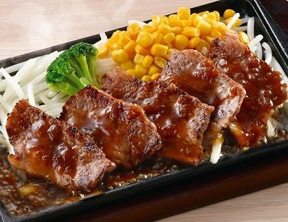 「厚切りカルビステーキ」（438円）