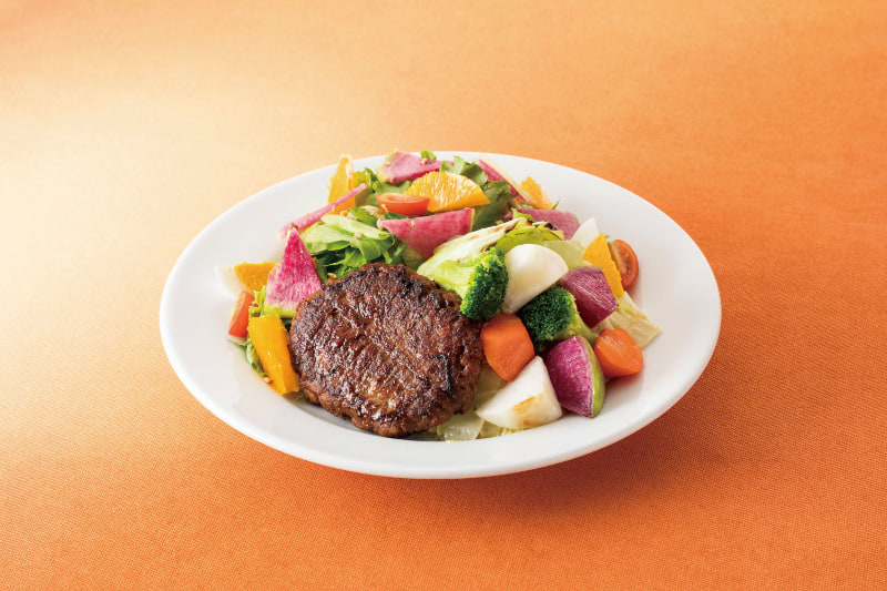 「ゼロミートハンバーグと焼き野菜のパワーサラダ～バーニャカウダ仕立て」（1208円）