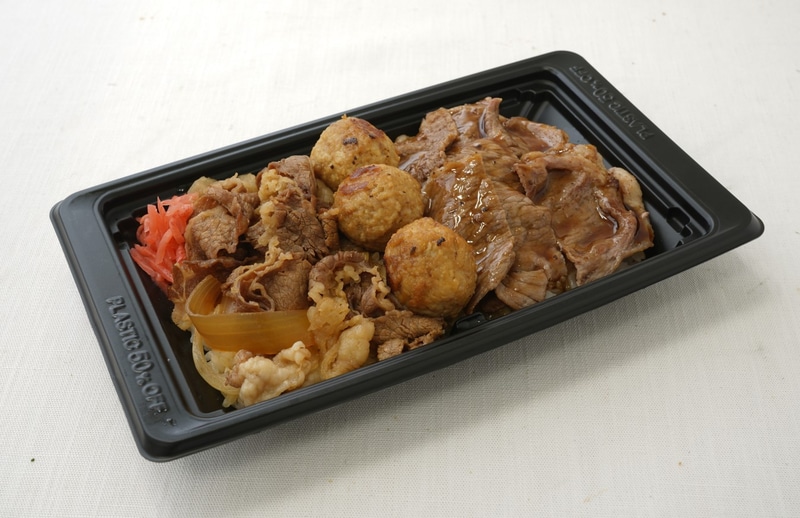 ブラックアンガス牛のステーキ重と牛丼＆つくね