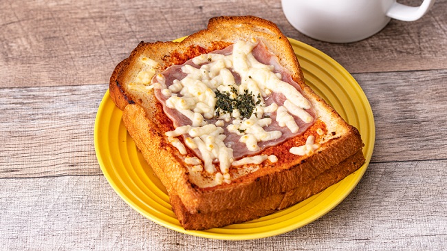 「たまごサンドのピザトースト」（160円、12月1日発売）