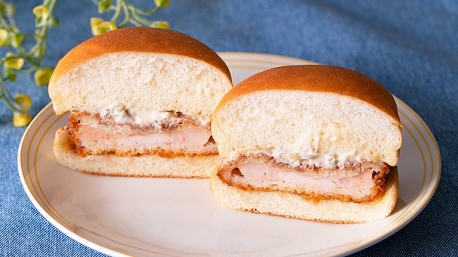 「えびかつバーガー」（138円、12月1日発売）