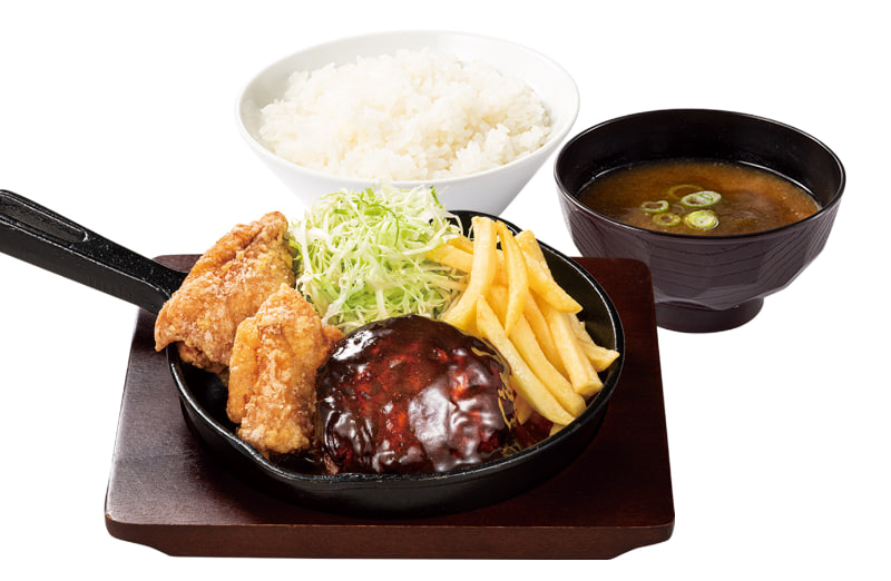 ハンバーグとにんにくからあげ定食（869円）