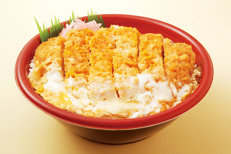 「かつ丼」470円（税別）