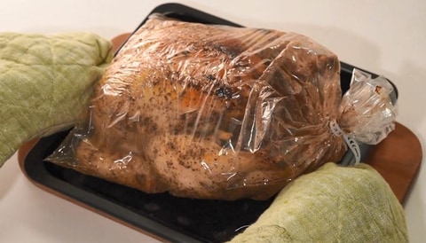 イオン クリスマスに家庭で焼き立て丸ごとチキンを味わえる トップバリュ グリーンアイナチュラル 純輝鶏 国産 味付ローストチキン用 グルメ Watch イオン クリスマスに家庭で焼き立て丸ごとチキンを味わえる トップバリュ グリーンアイナチュラル 純輝鶏 国産 味付ローストチキン用 グルメ Watch