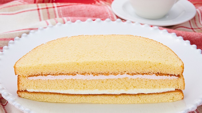 「いちごクリームケーキ」（108円）