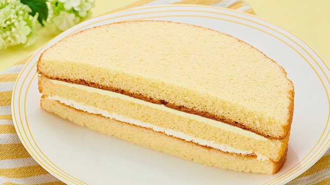 「バナナクリームケーキ」（108円）