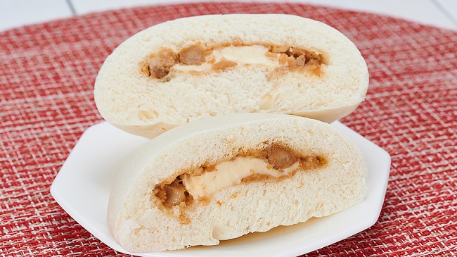 「VL 大きなチーズ肉まん（とろーりチーズ入り）」（108円）