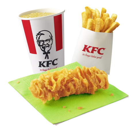 ケンタッキーフライドチキン、「ミニタオルポーチ」がついたキッズ