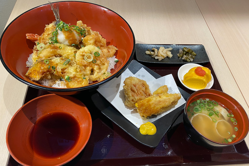 「甲斐選手が恋する天丼」（1500円）