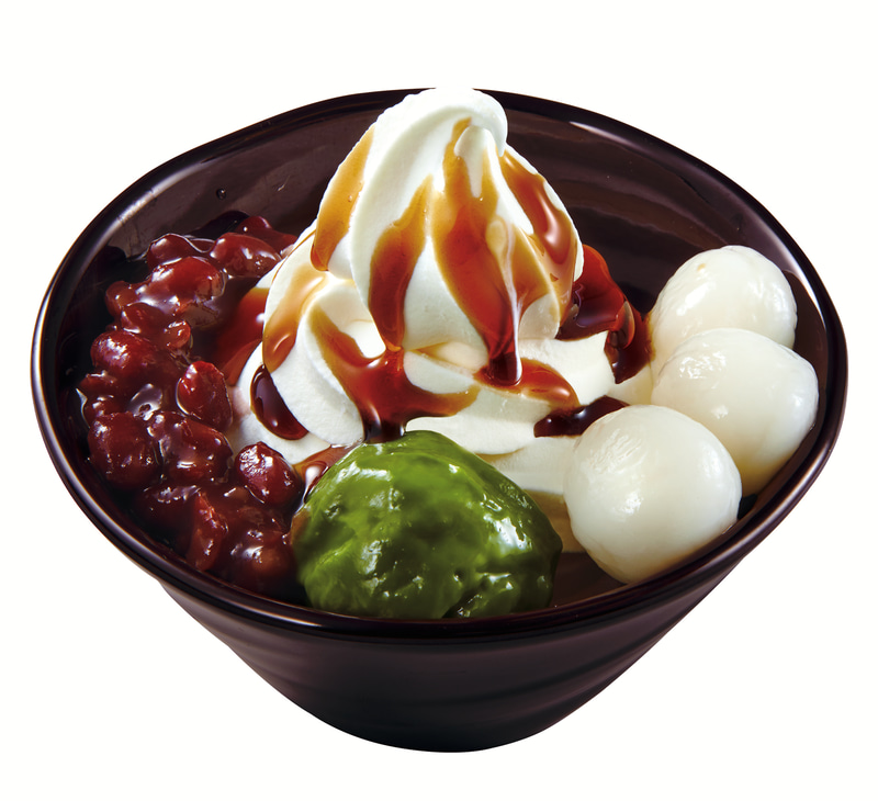 「黒みつ宇治抹茶クリームぜんざい」（370円）