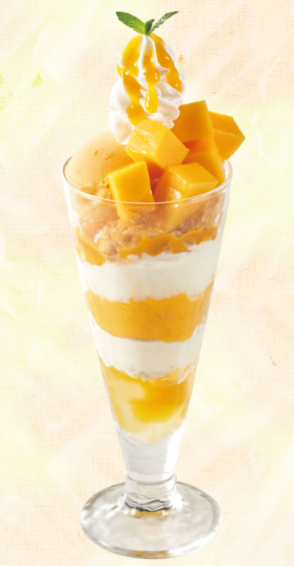 「季節のジョナパフェ」（879円）