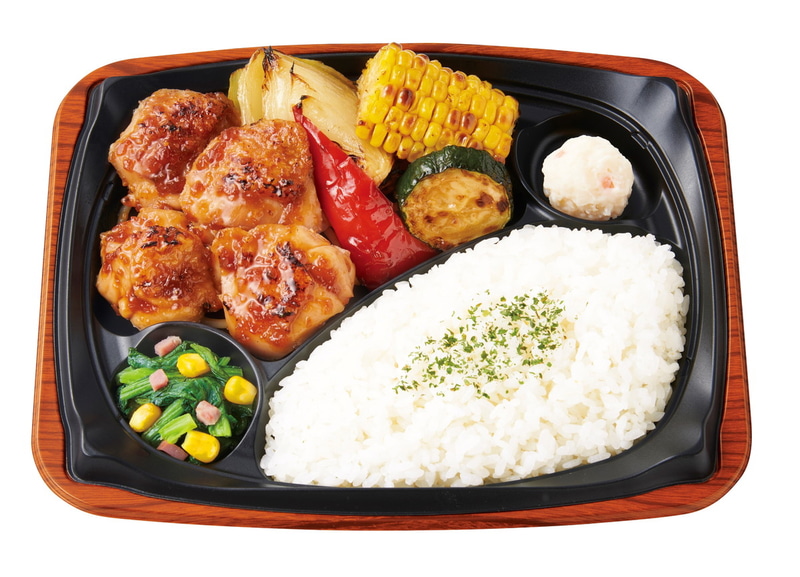 「グリル野菜＆グリルチキンプレート」（720円）