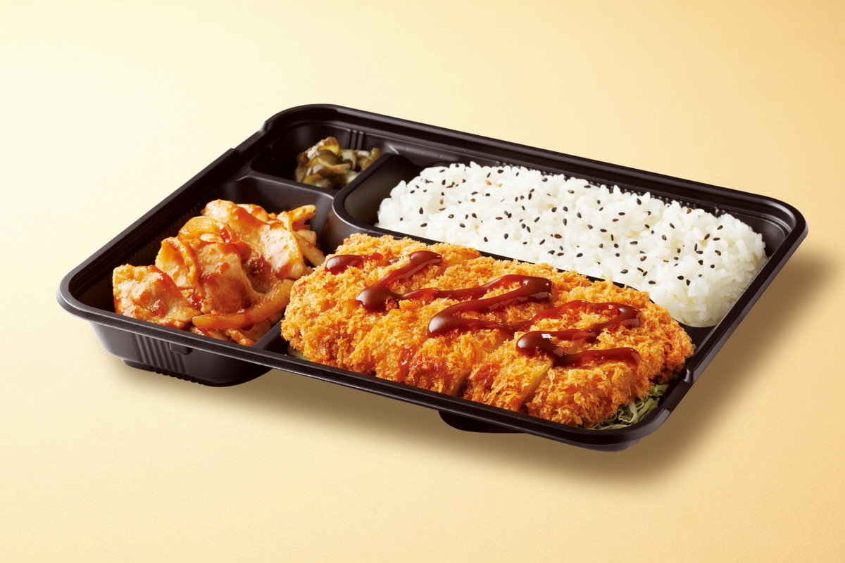 「とんかつ生姜焼き弁当」（788円）