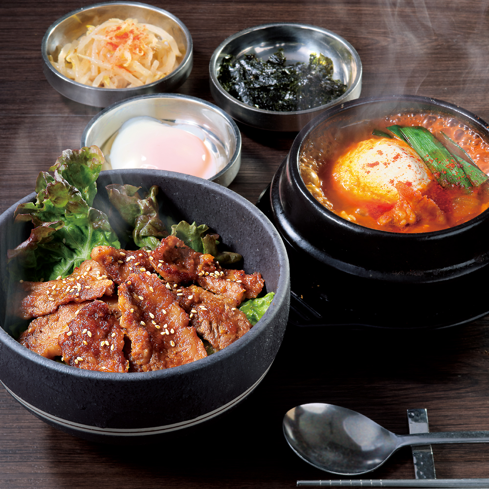 中山豆腐店「中落ちカルビ丼とハーフスンドゥブ定食」