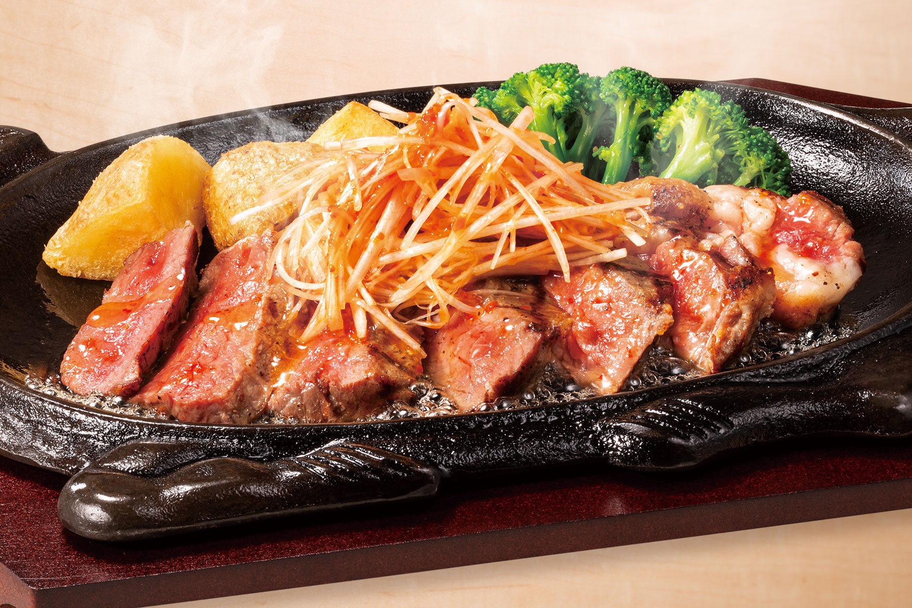 熟成サーロインカットステーキ＜150g＞～辛旨ねぎ仕立て～