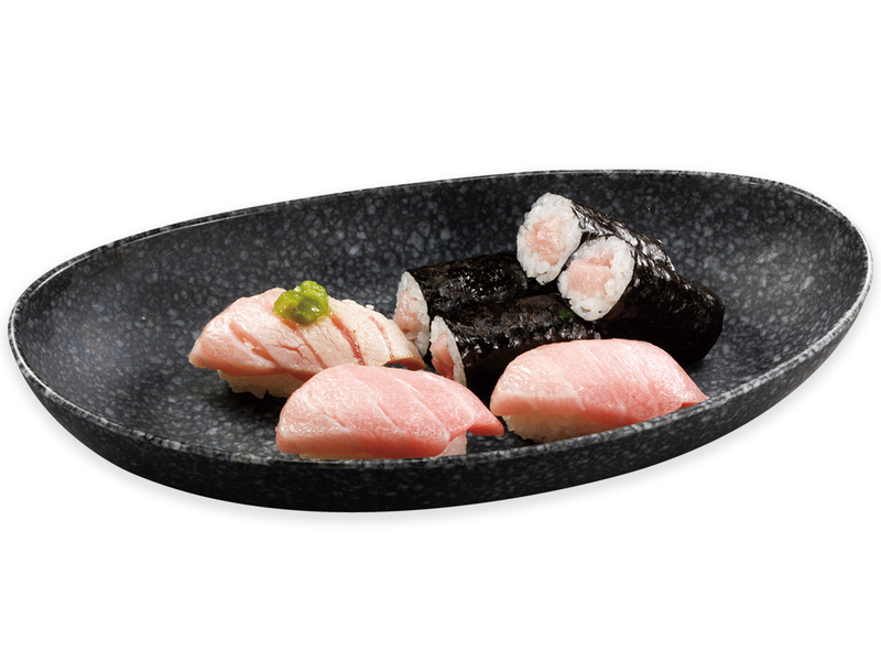 極みの逸品「【地中海産】本まぐろ大とろ盛り合わせ」（980円）