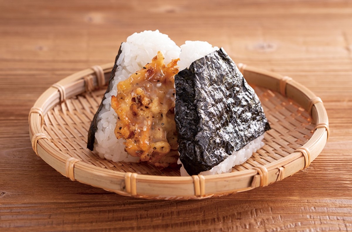 勝利をあげろ！かき揚げおにぎり～ブラックペッパー入り～