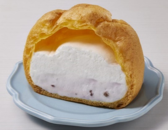 ローソン「ツインシュー（ブルーベリークリーム＆ホイップ）群馬県産ブルーベリー」