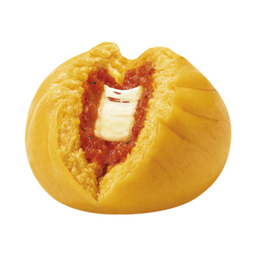 「とろ～りチーズの濃厚ピザまん」（140円）