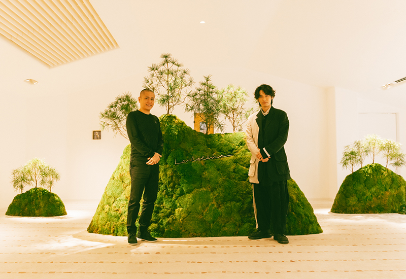 対談するディーン・フジオカ氏とたねや社長 山本昌仁氏