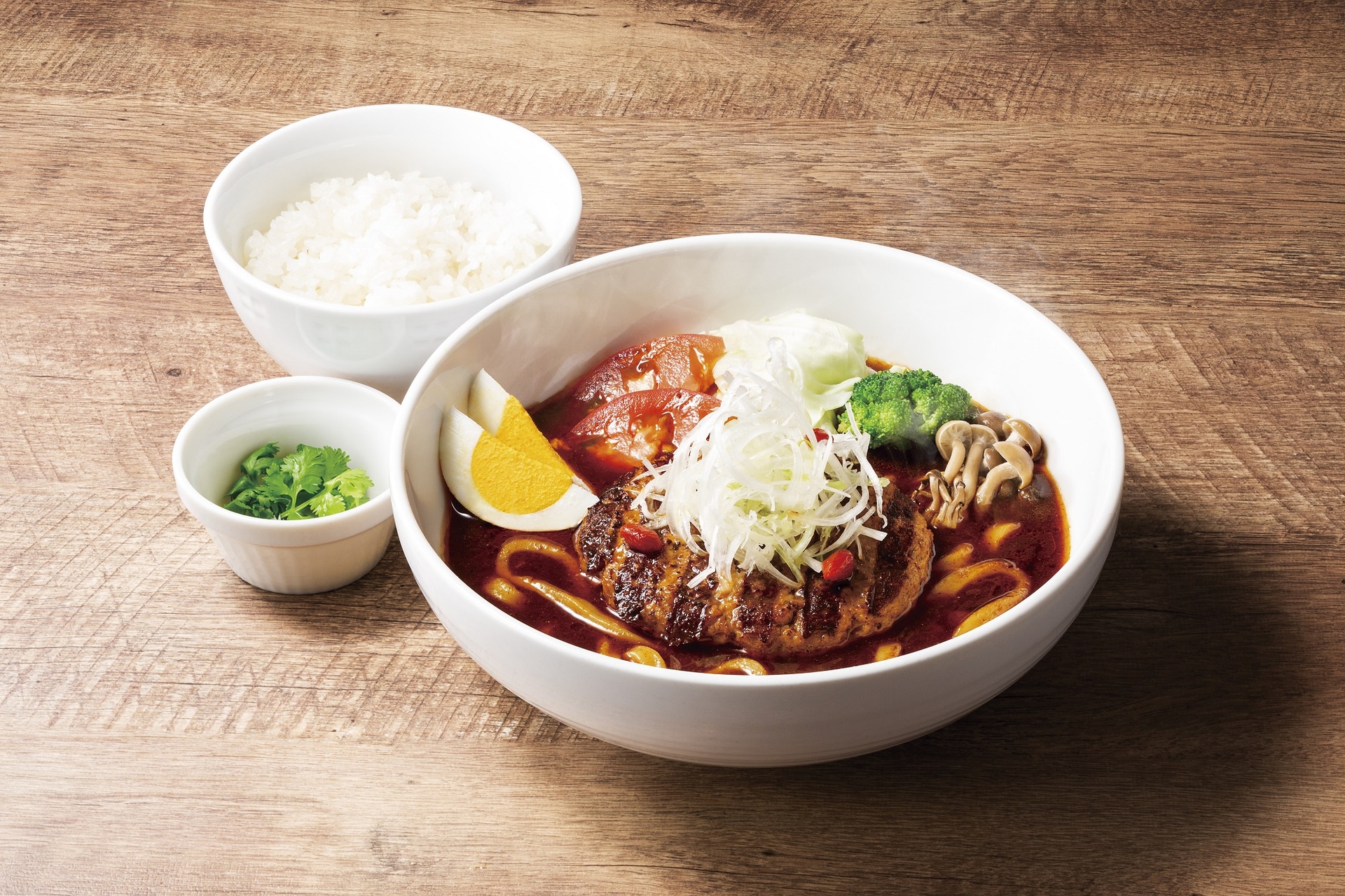 「秋のスパイススープハンバーグ ミニごはんつき」（1290円）