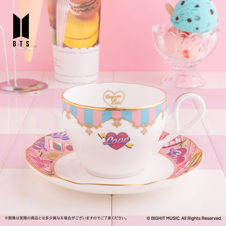 BTS「Dynamite」「Butter」など5曲をモチーフにした「カップ＆ソーサー
