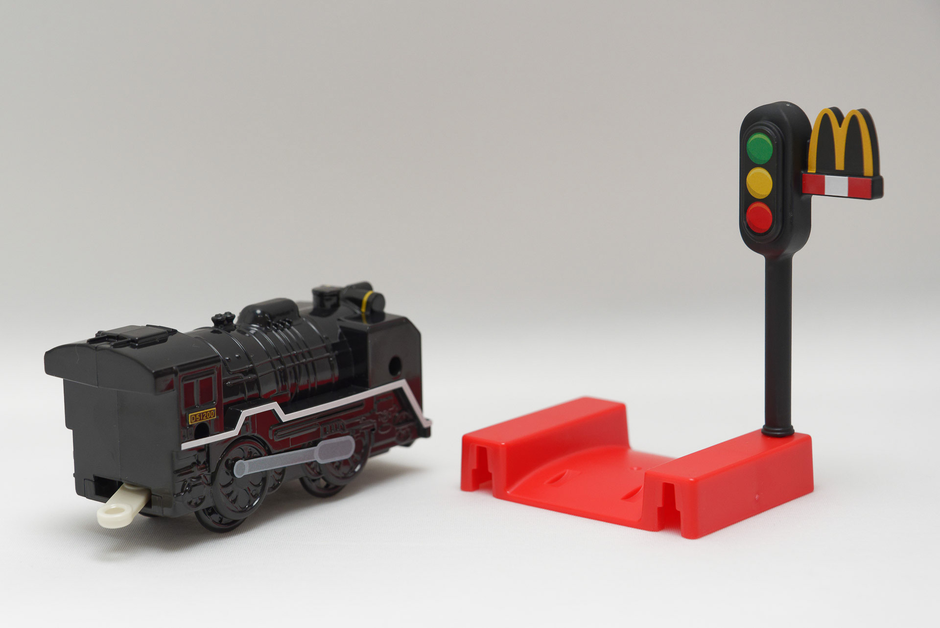 D51 200号機蒸気機関車＆マクドナルド信号