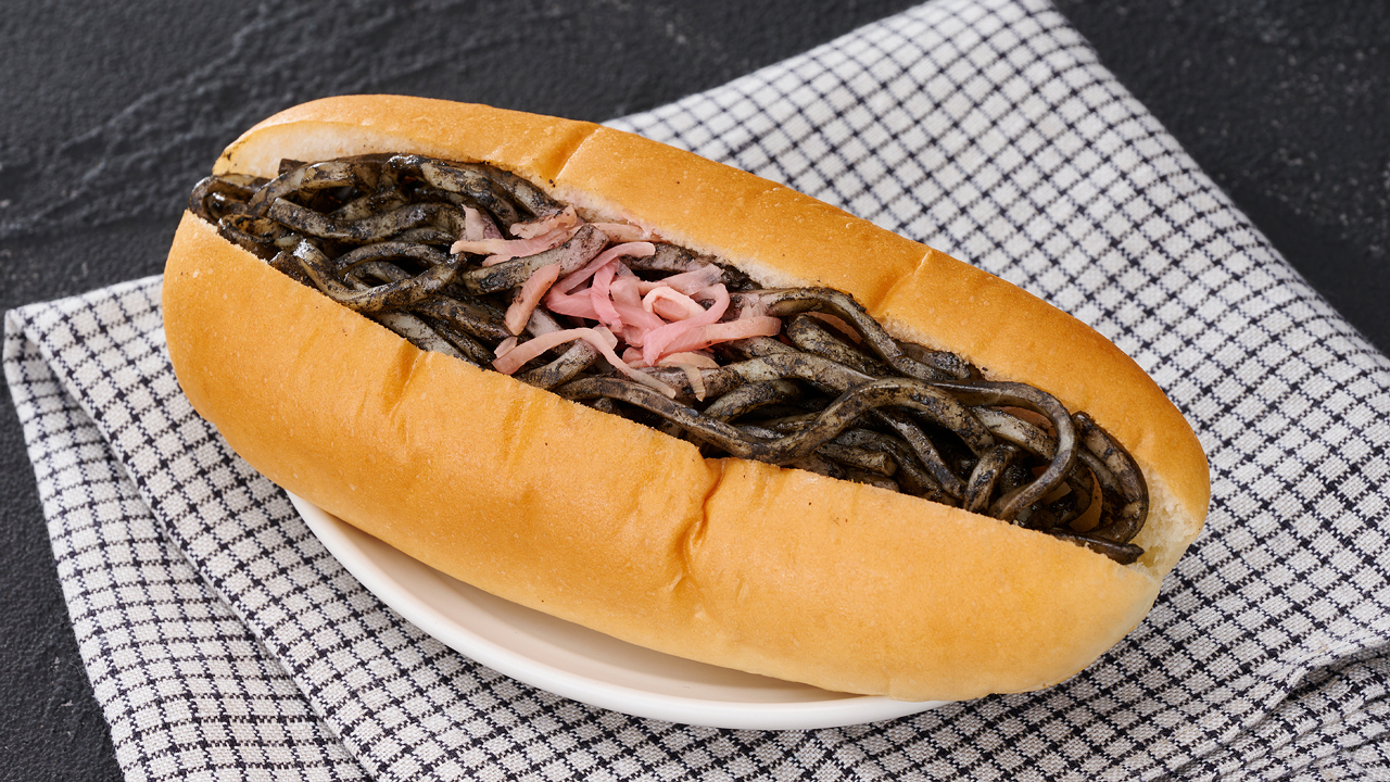 東村山黒焼そばパン
