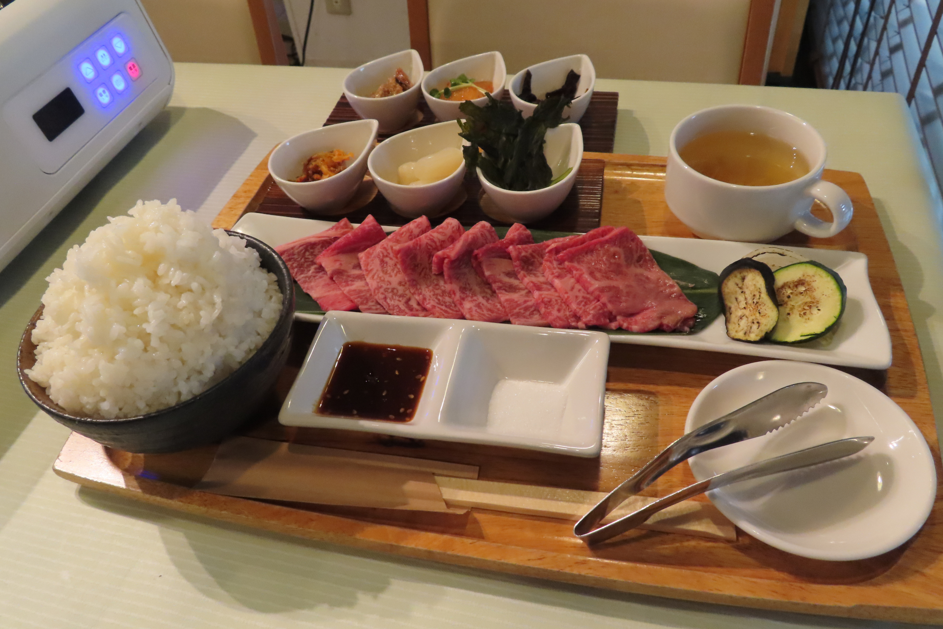 至高の焼肉オンザライス～鳥取和牛×星空舞～