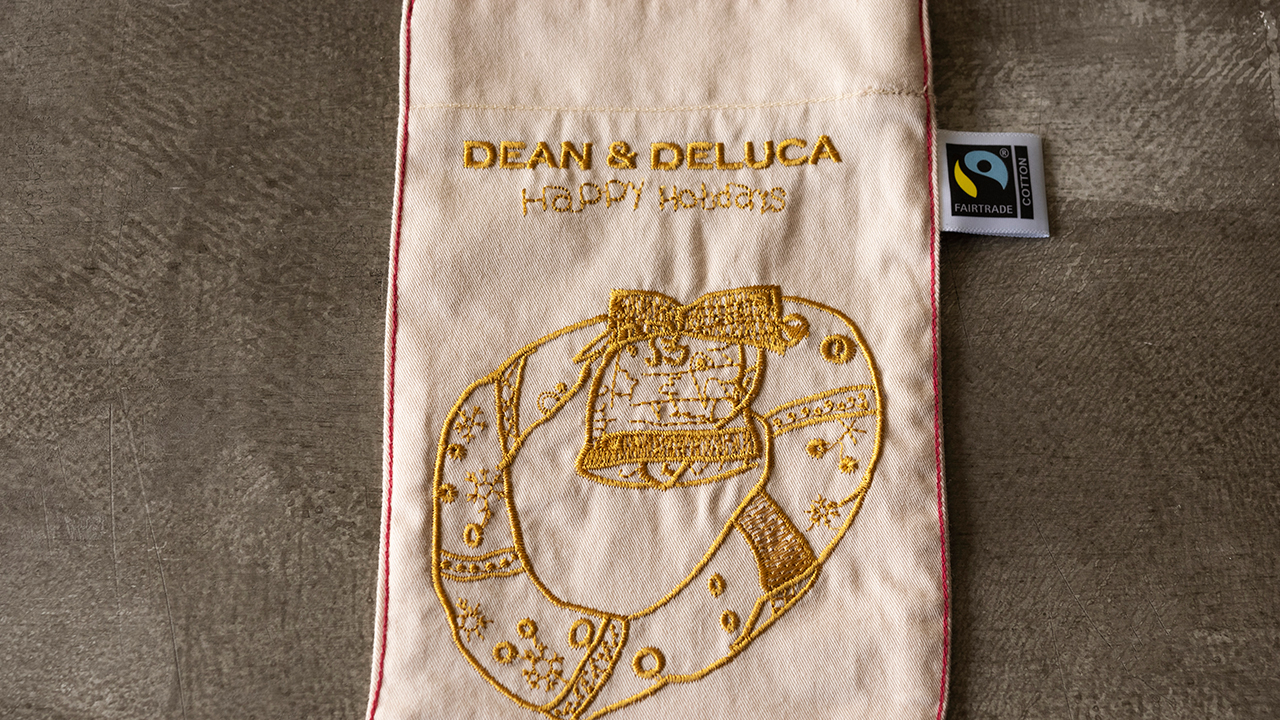 「ARTWORK BY SHOBU GAKUEN ホリデーソックスギフト 赤/緑」（各2376円）