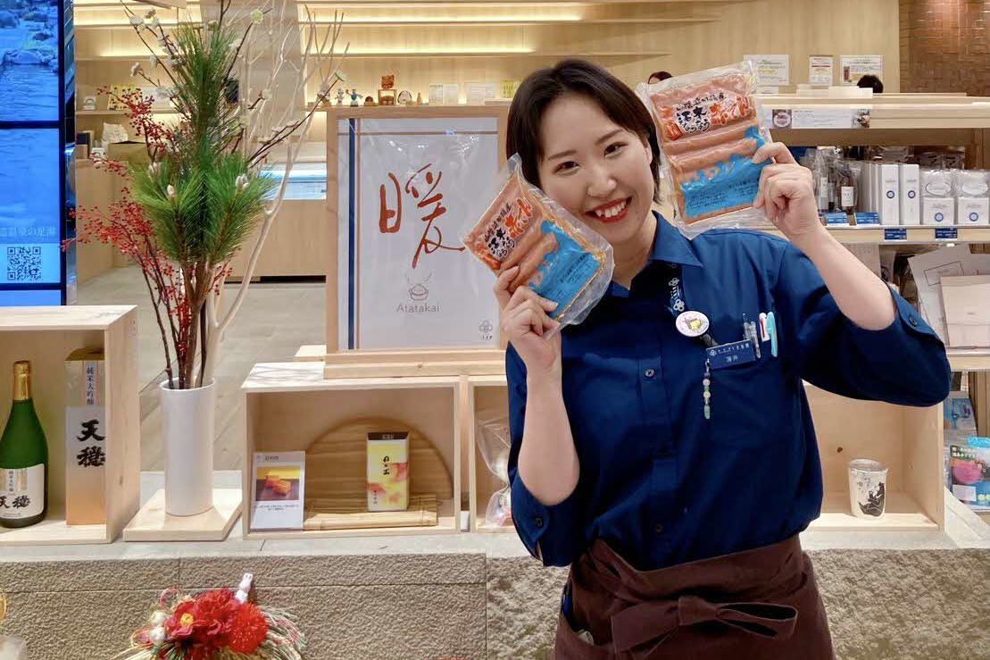 「日比谷しまね館」スタッフの薄井未来氏