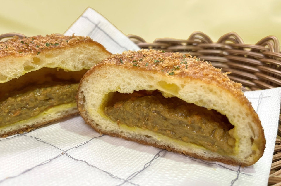 【カレーパンさん専用】イルビゾンテ　コインパース　美品 SPICE UP! COCOICHI BAKERY×KELLY】おいしい＆ヘルシーな