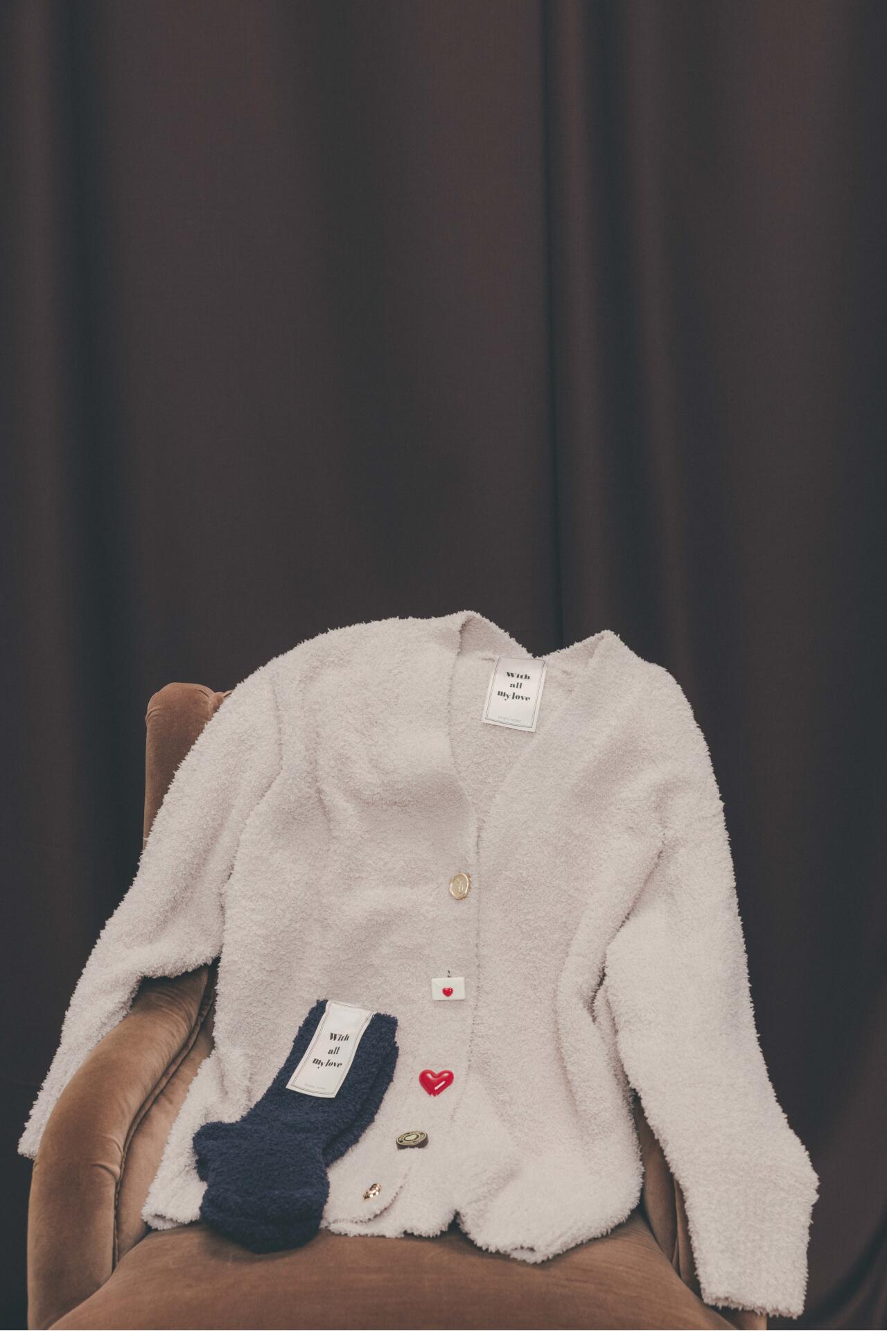 【Melty】チョコボタンニットカーディガン（8580円）