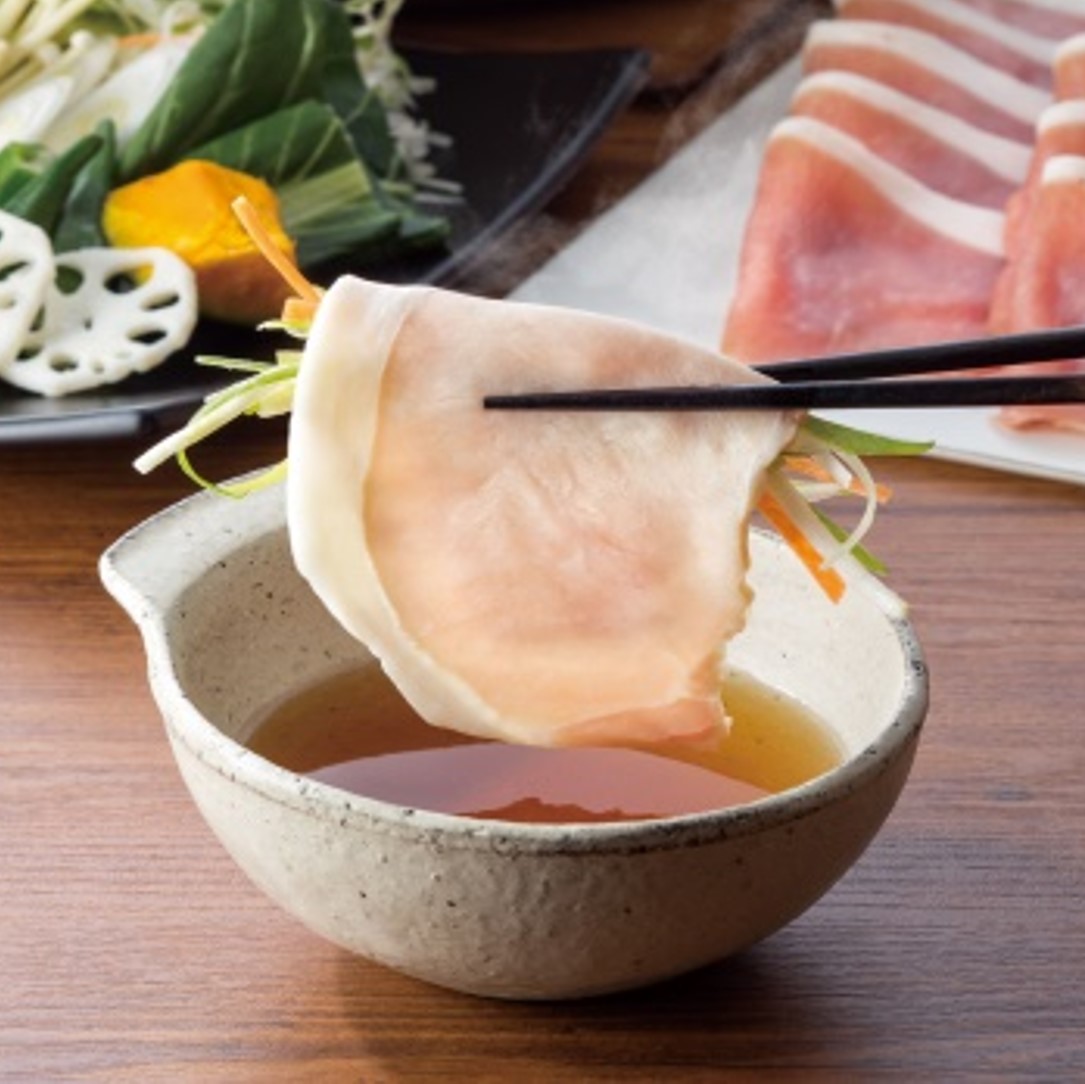 「霧島黒豚」は石狩鍋だしと合わせるのがおすすめという