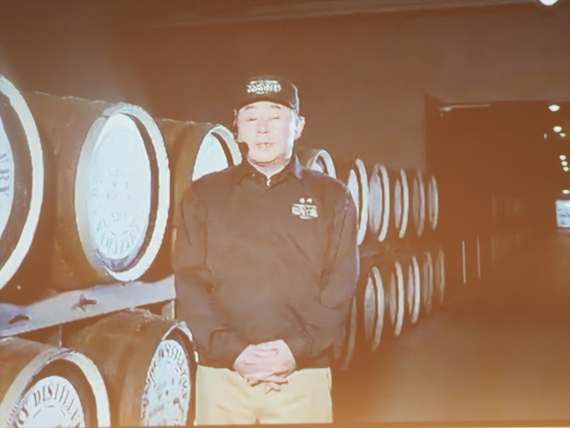 続いてサントリー 山崎蒸溜所工場長の藤井敬久氏が、山崎蒸溜所からリモートでプレゼンテーションを行なった