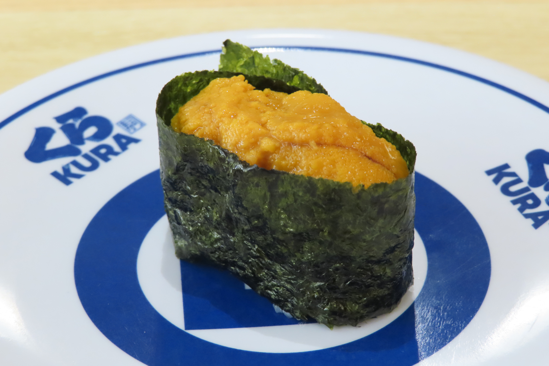 うに軍艦（一貫）：115円