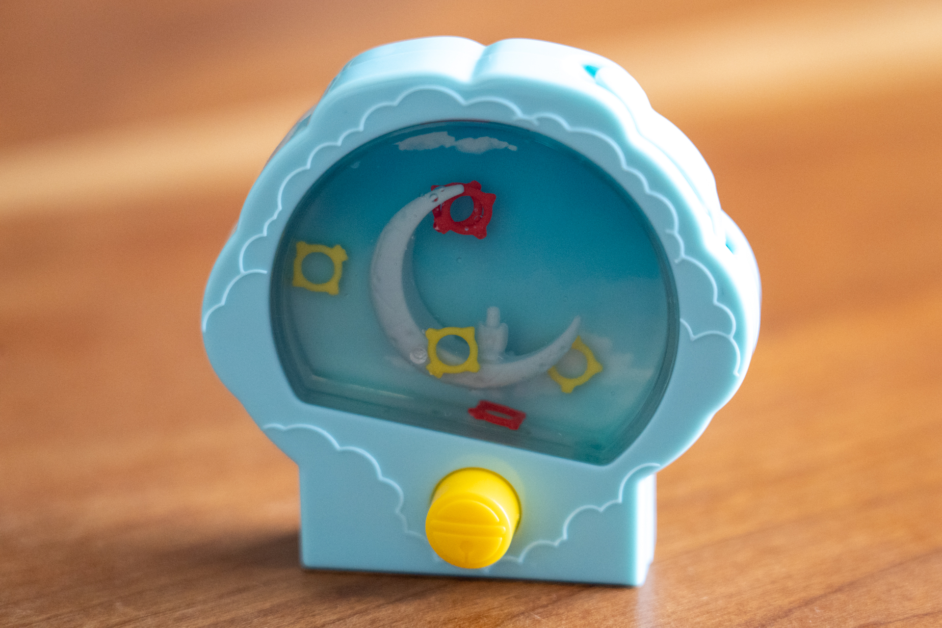 中に空気が残らないように水を入れるのがコツ