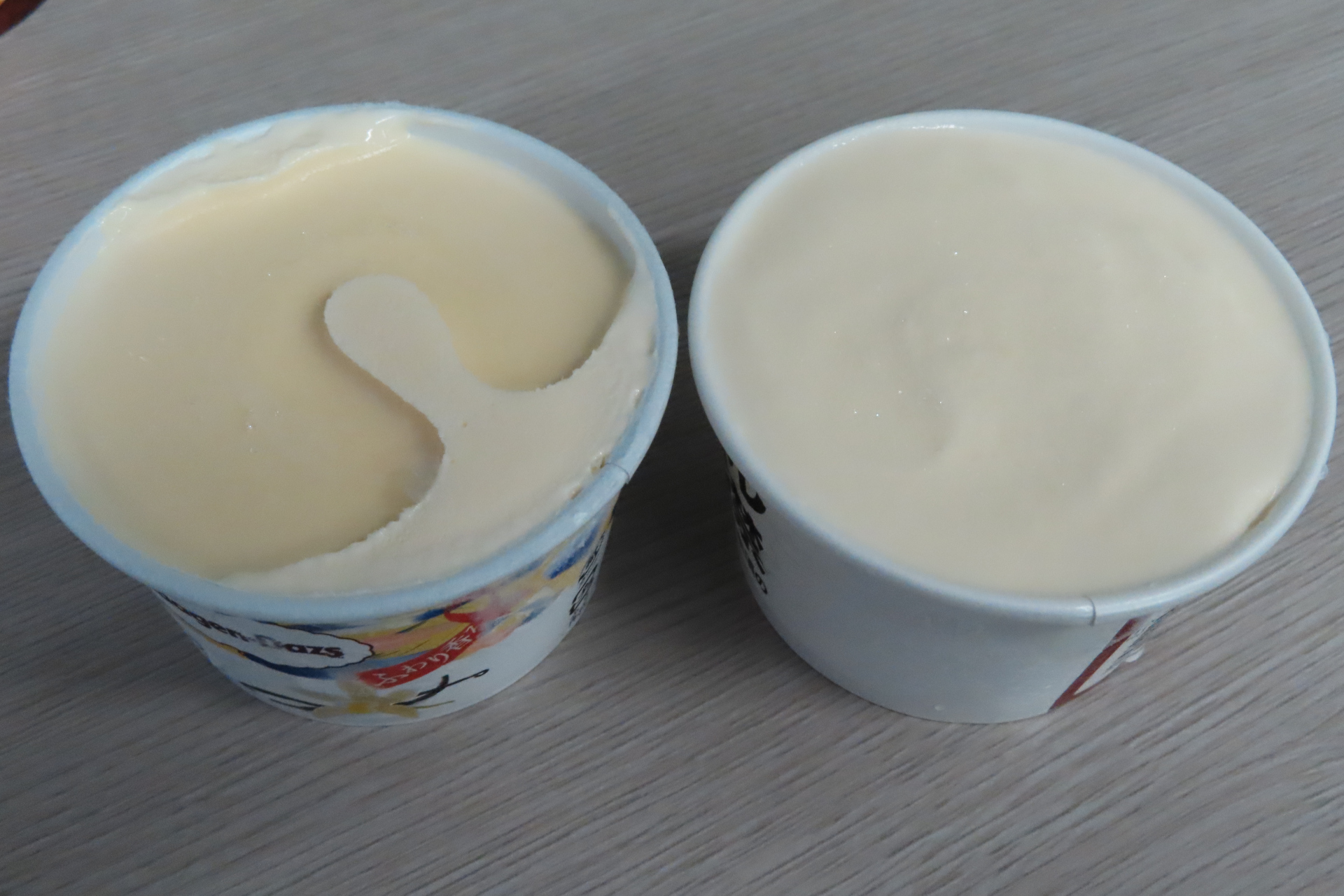 食べ比べてみると、通常商品の濃厚な味わいが実感できる