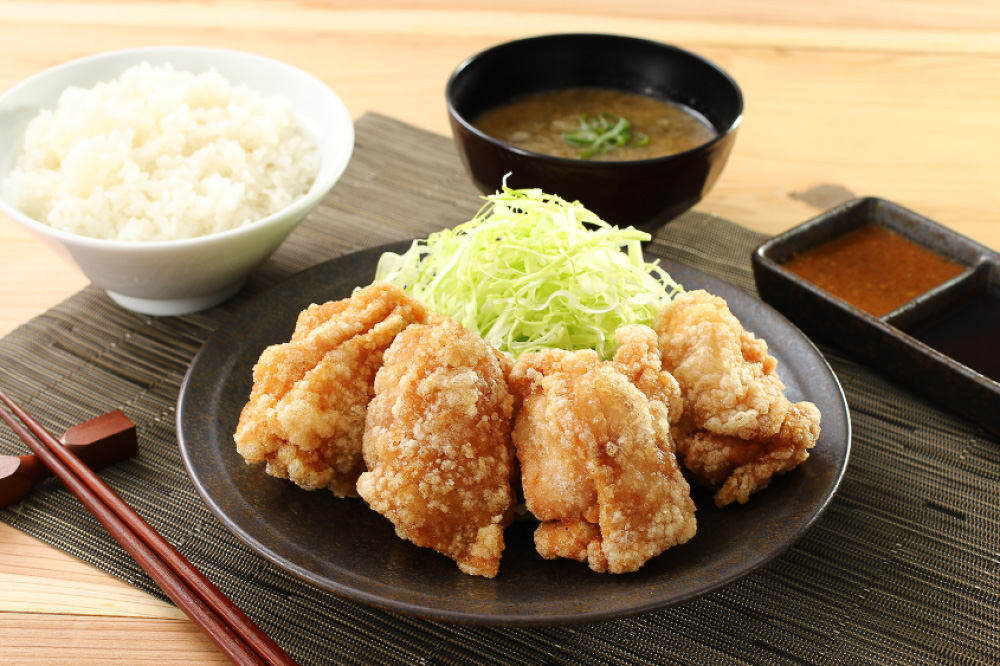 「からやま定食（4個）」（759円）