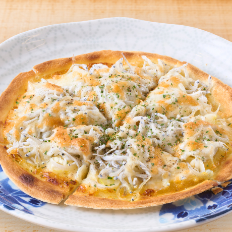 しらすトルティーヤピザ（549円）