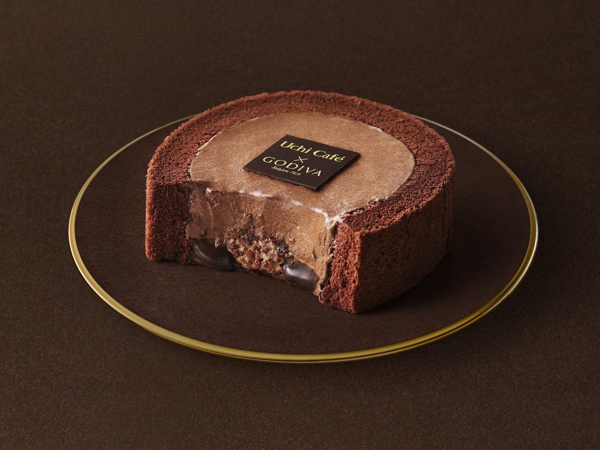 UC×GODIVA ショコラロールケーキ