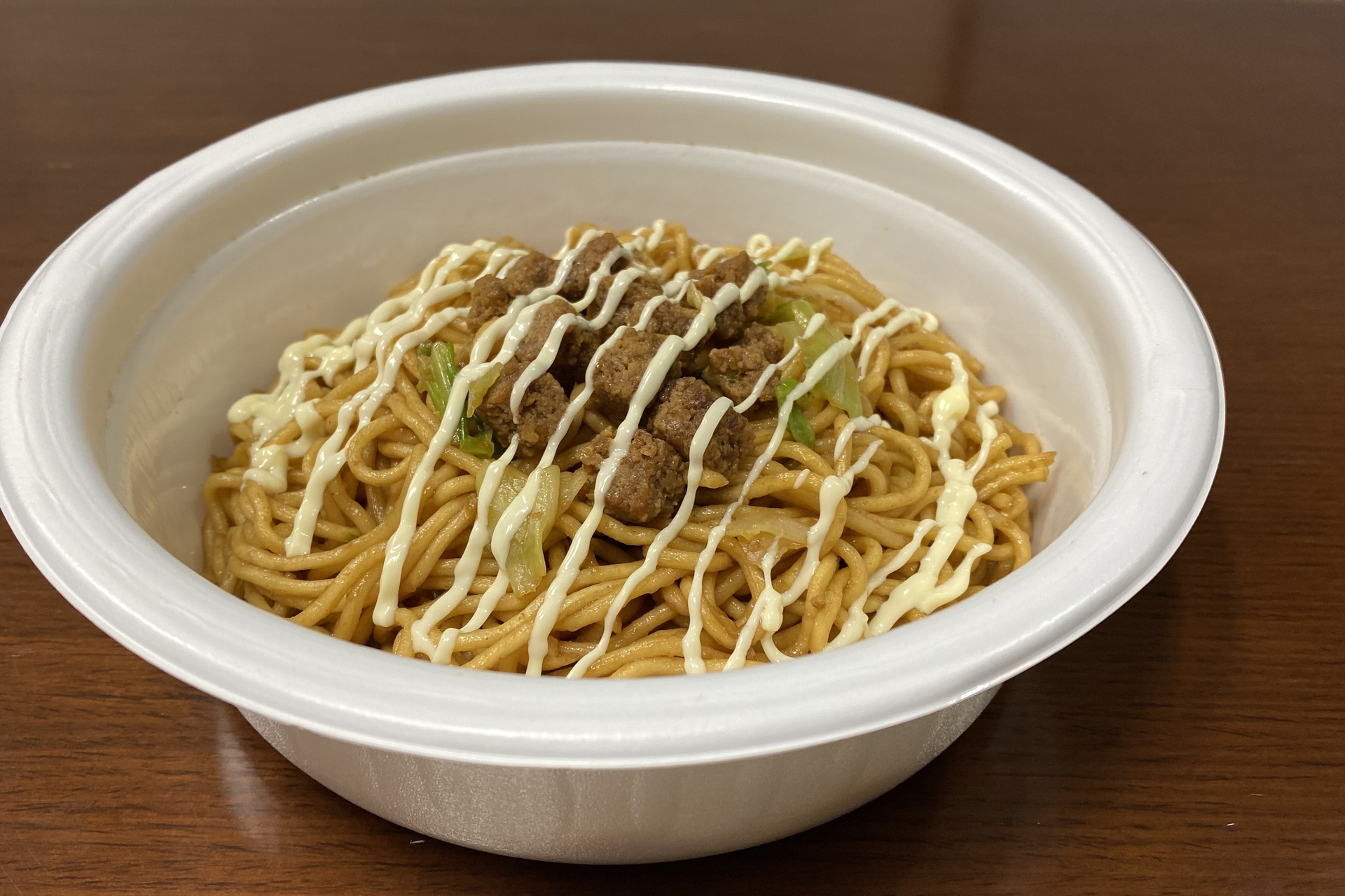 “濃厚ソース×爽快な刺激”がやっぱり最強な組み合わせ