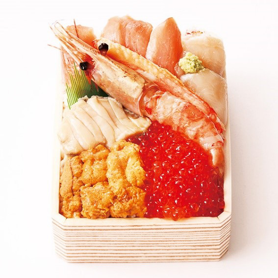 魚河岸ひかり寿司「新宿高島屋限定 ひかりの幸弁当」（1折2322円・5月10日～23日）