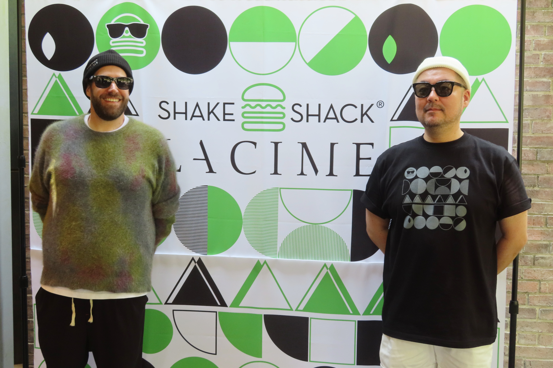 Shake Shack カリナリーディレクターのマーク・ロザッティ氏（左）とLa Cimeの高田裕介シェフ（右）