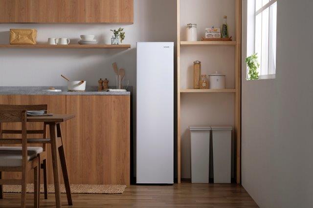 アイリスオーヤマ「奥行スリム冷凍庫 66L」発売。マットなホワイトと