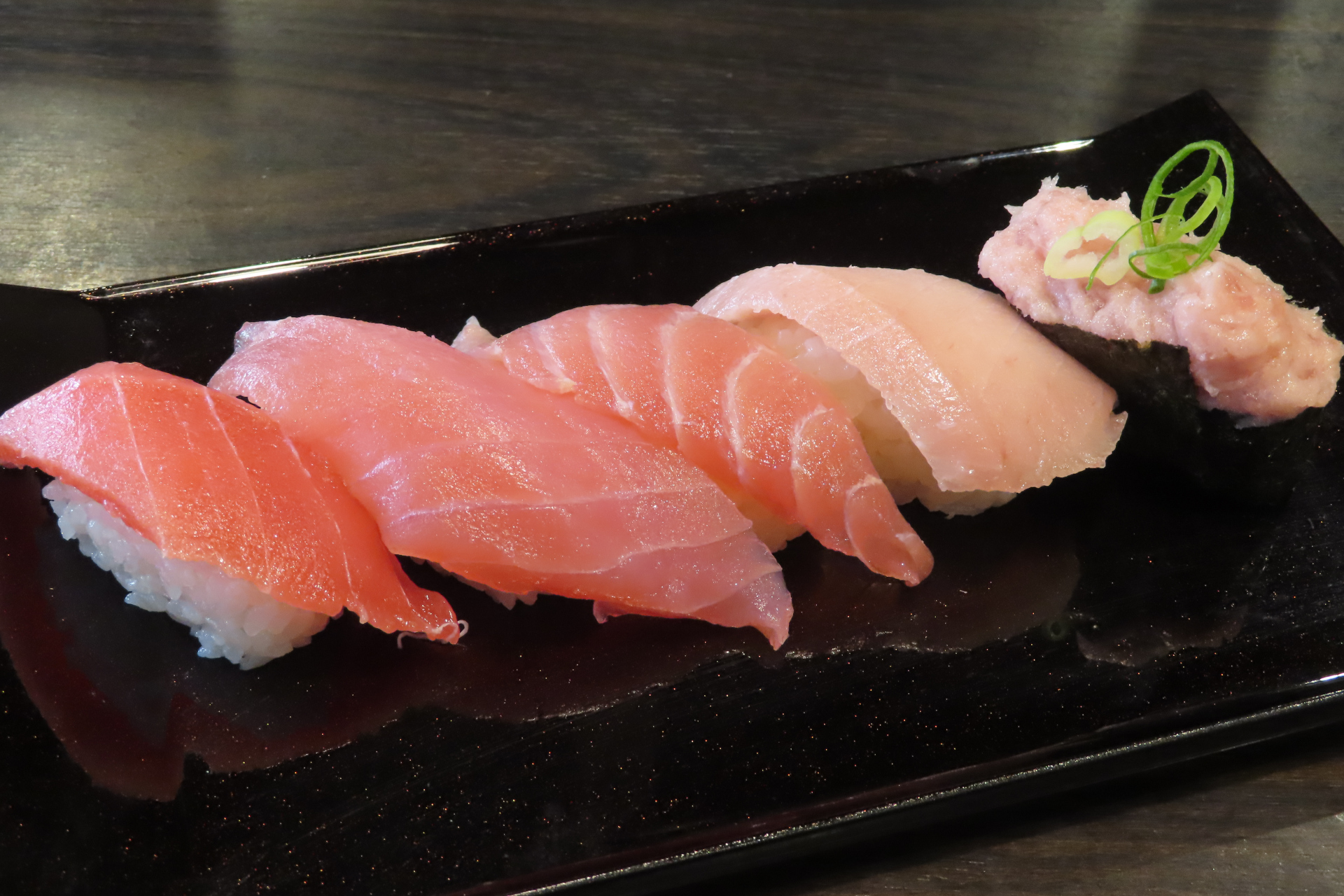 まぐろ五種盛り