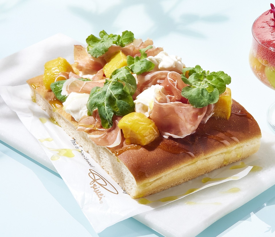 スターバックス、イタリアンベーカリー「プリンチ」でフレッシュな