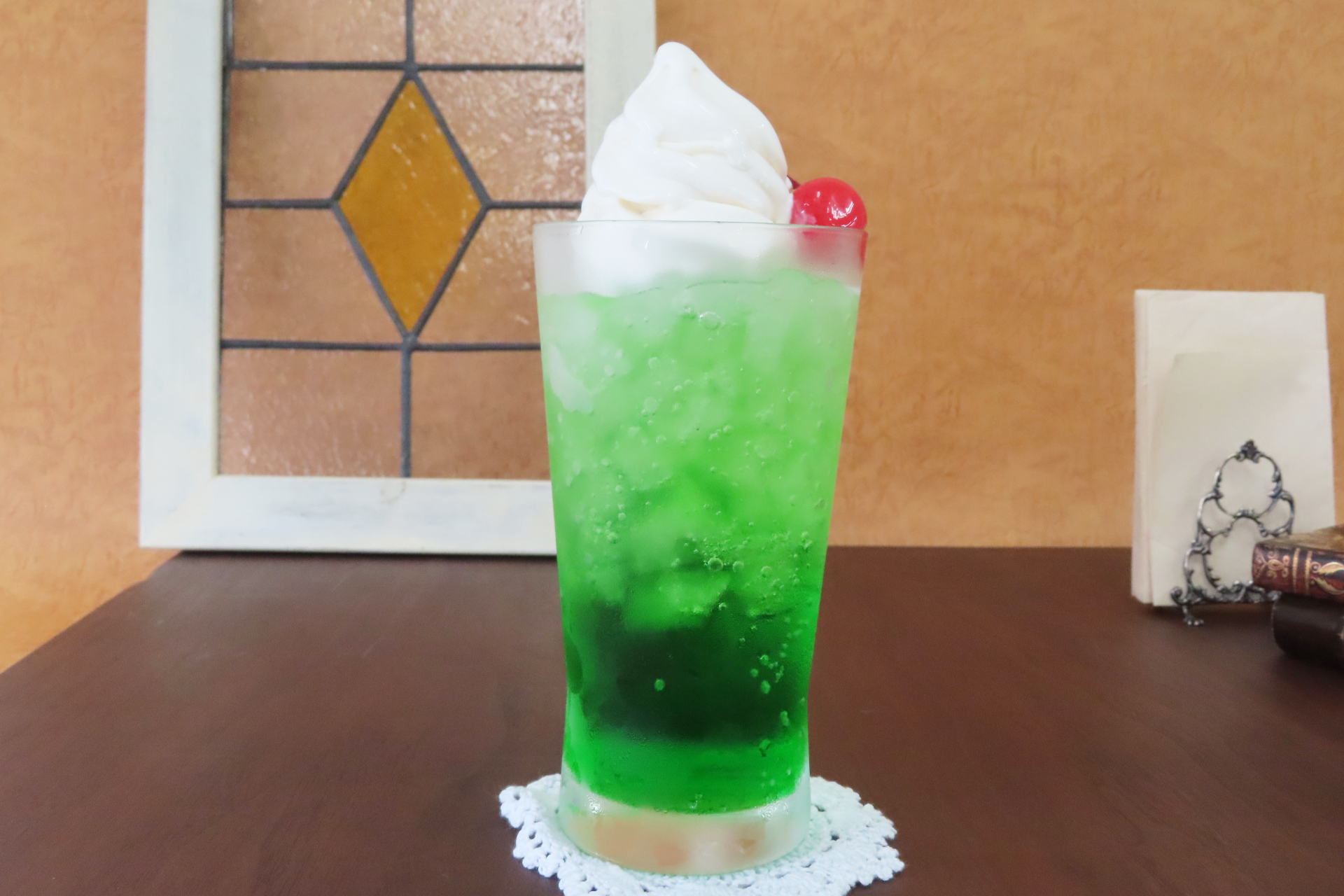 昭和レトロクリームソーダ