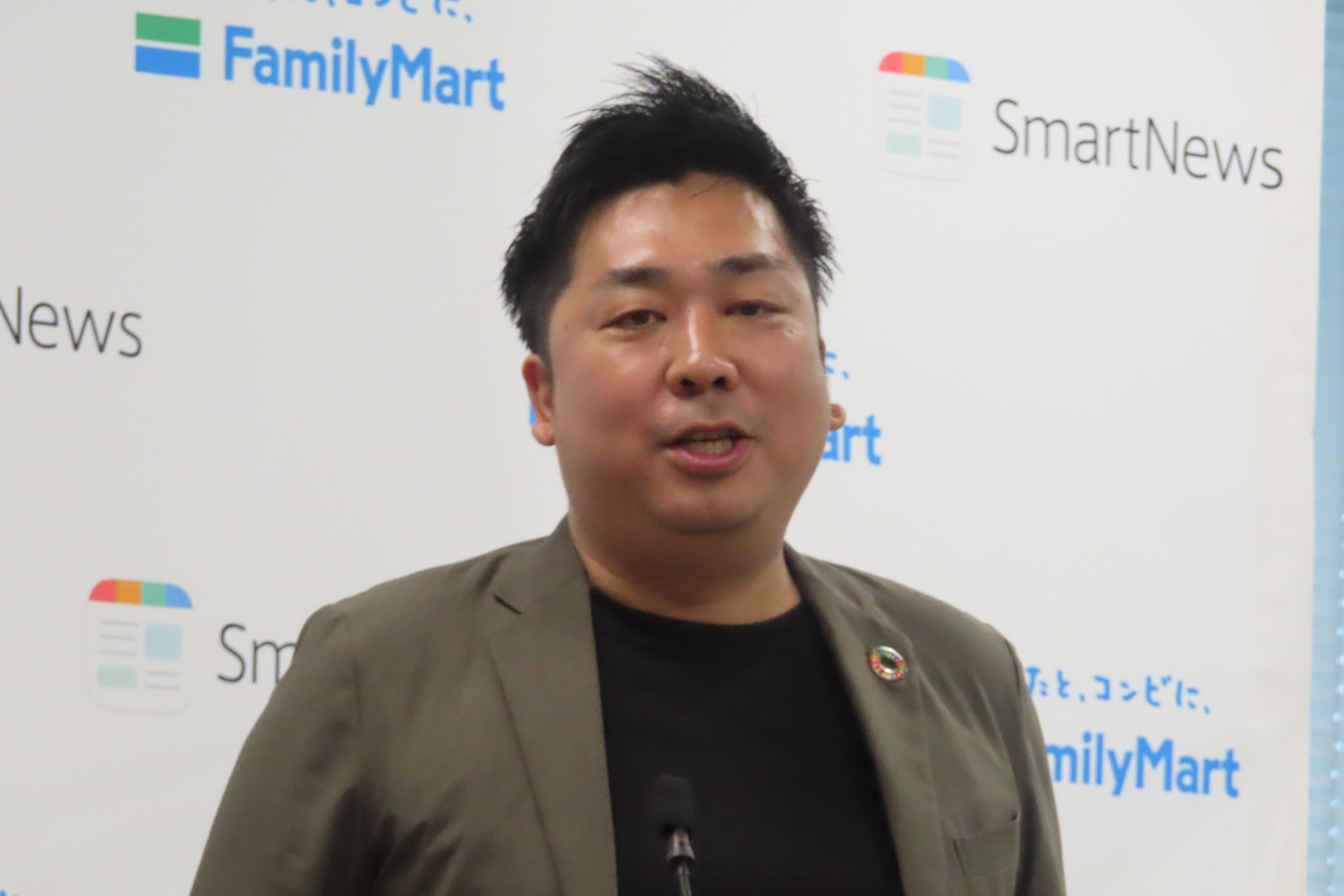 商品本部 FF・スイーツ部 カフェ・スチーマーグループ マネジャーの鍵浦信氏