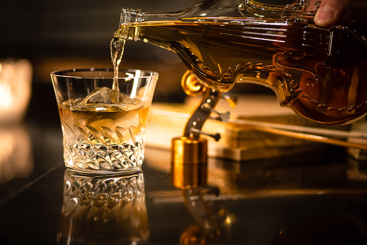 ウイスキー「コンツェルトハウス JB4」